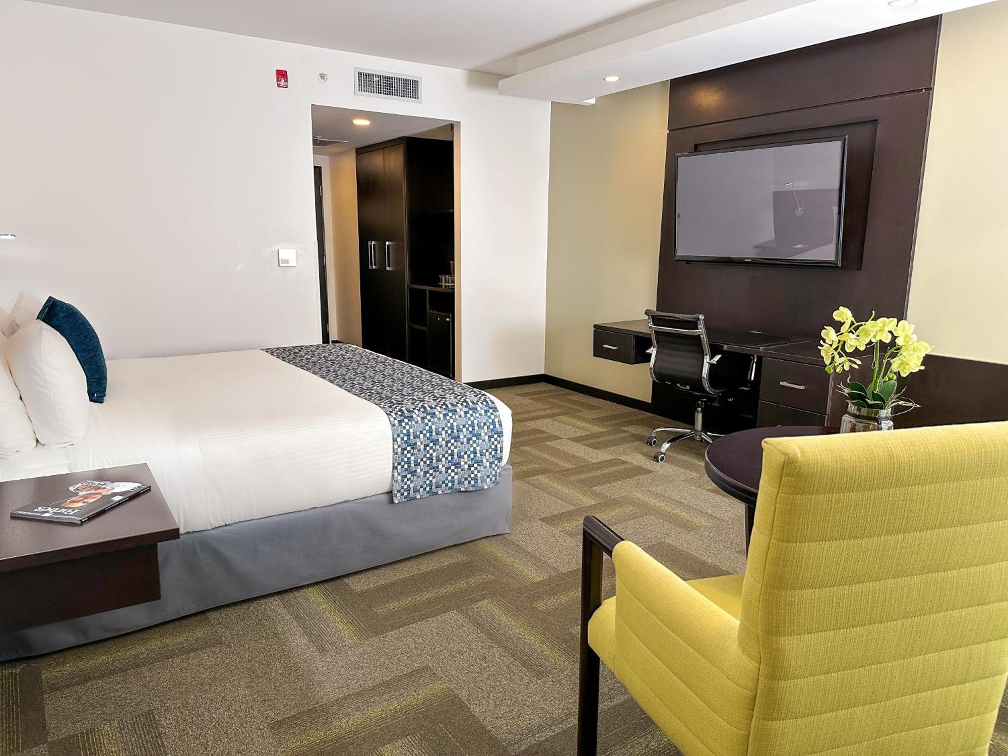 Wyndham Quito Airport Hotel Puembo Exterior foto Suite