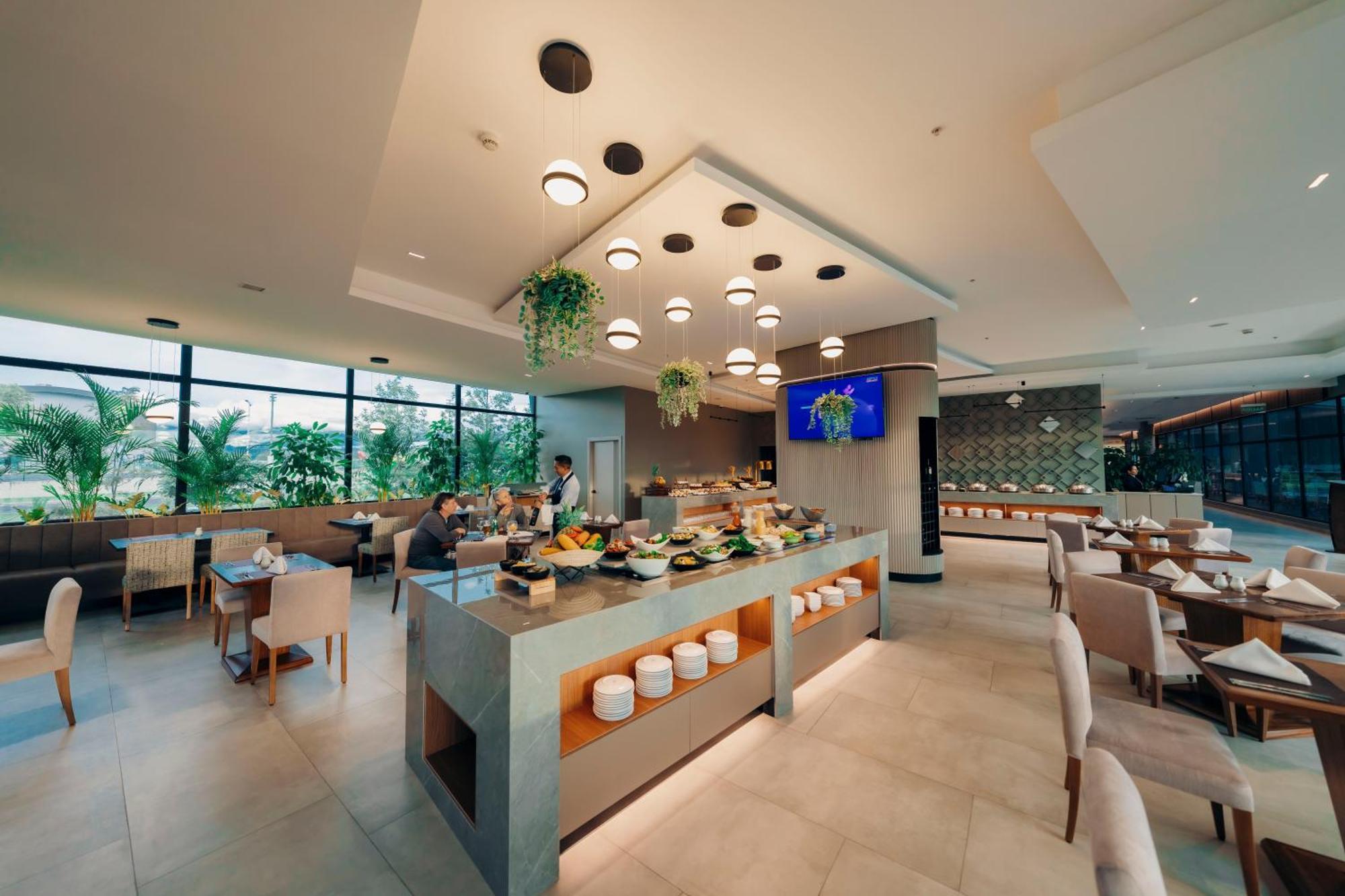 Wyndham Quito Airport Hotel Puembo Exterior foto